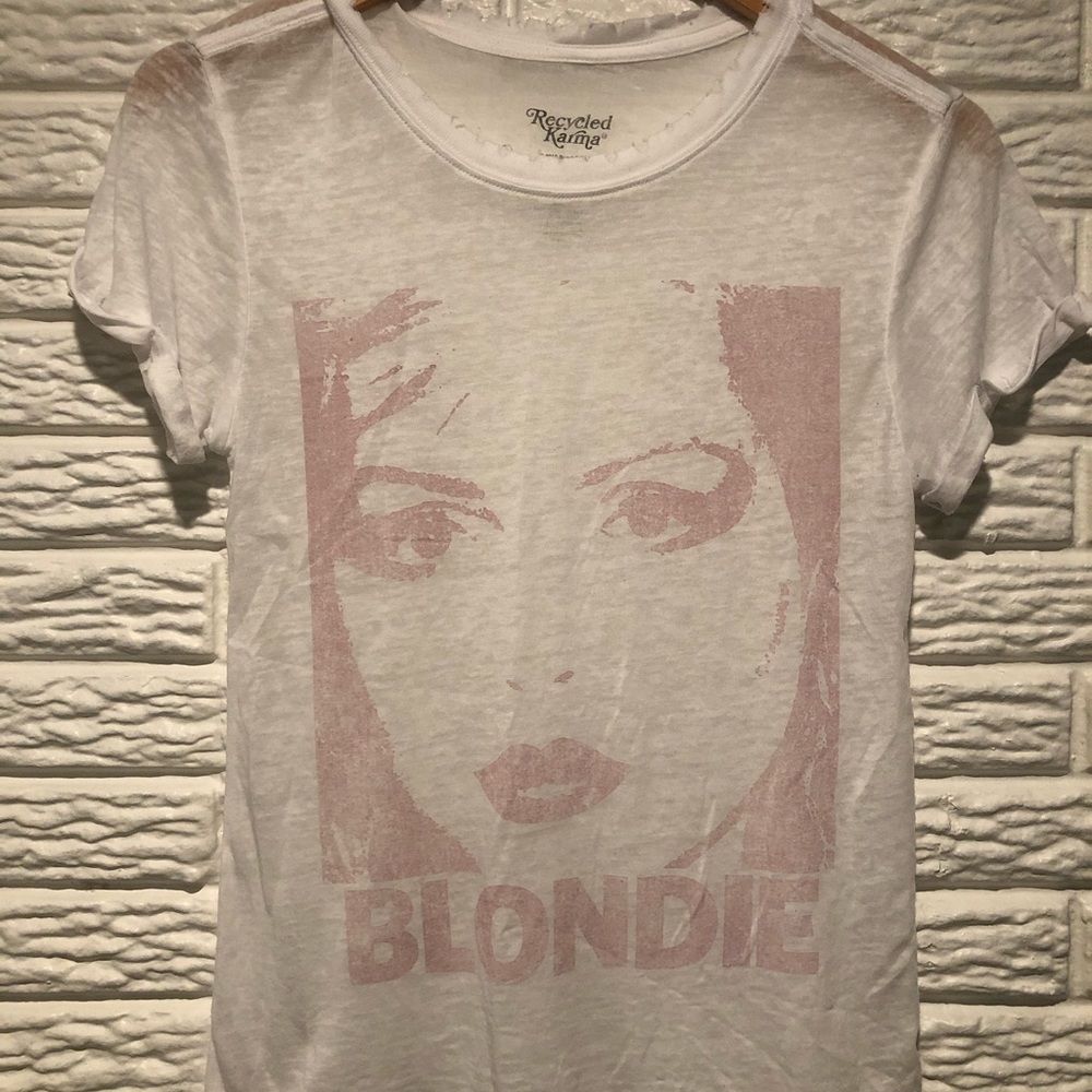 Blondie Distressed Top